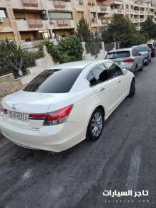 هوندا اكورد ٢٠١١بحاله ممتازه 2400cc.