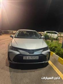 سيارة Toyota Corolla